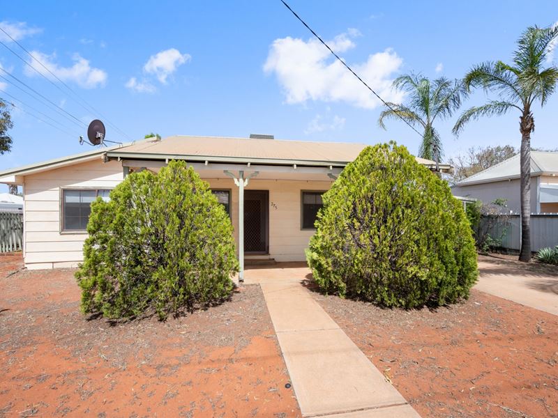 275 Piccadilly Street, West Lamington