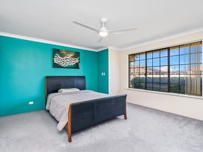 3 Minerva Loop, Success WA 6164