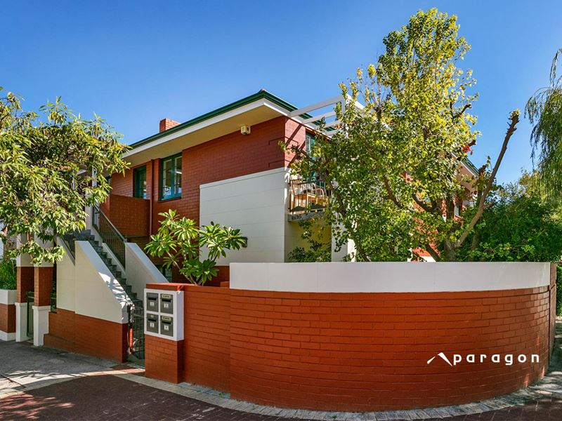 4/39 Chatsworth Road, Highgate