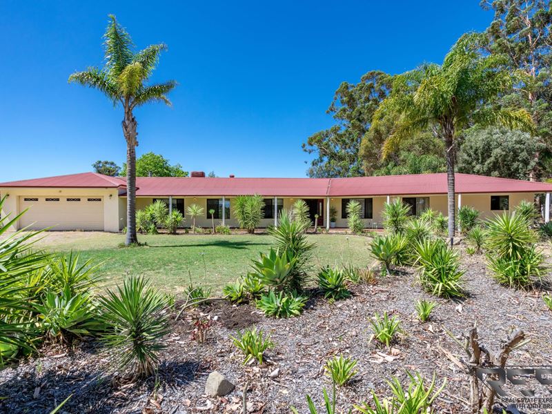 567 Orton Road, Oakford