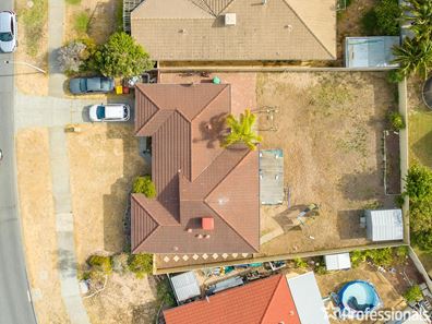 24 Coronata Drive, Warnbro WA 6169