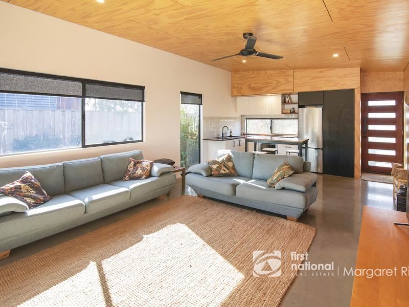 103 Leschenaultia Avenue, Margaret River