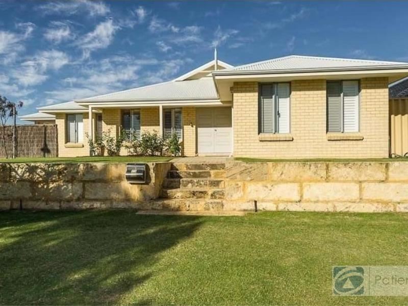 24 Condicote Loop, Butler