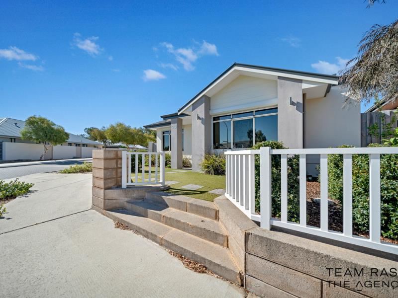23 Dunnett Drive, Ellenbrook
