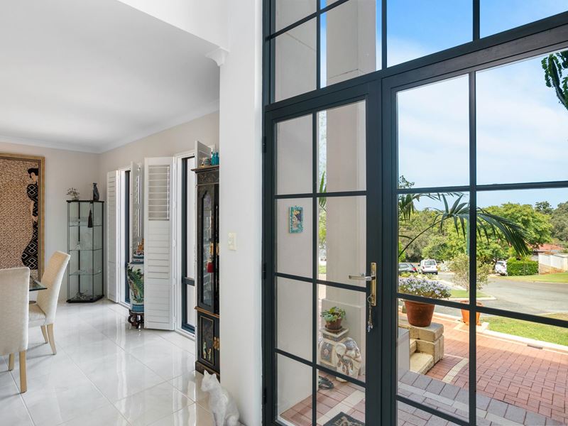 1/10 Edgar Way, Mount Pleasant