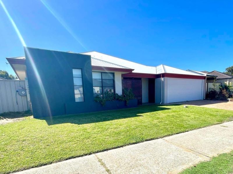 6 Oxley Pass, Dalyellup WA 6230