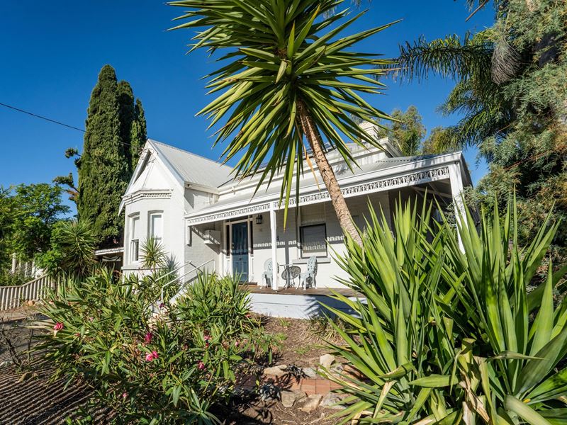 211 Wellington Street West, Northam