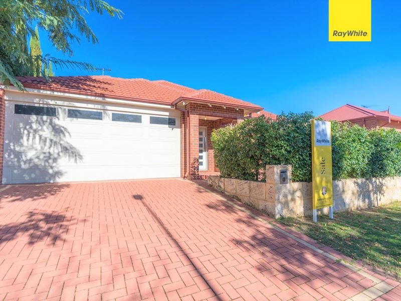 2 Wedderburn Place, Ascot