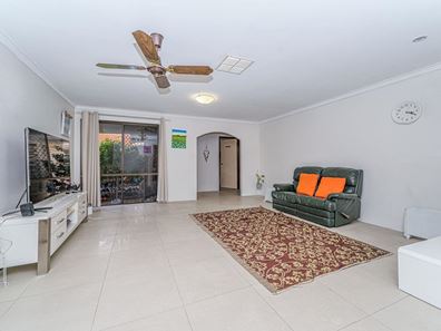 2/10 Millar Place, Willetton WA 6155