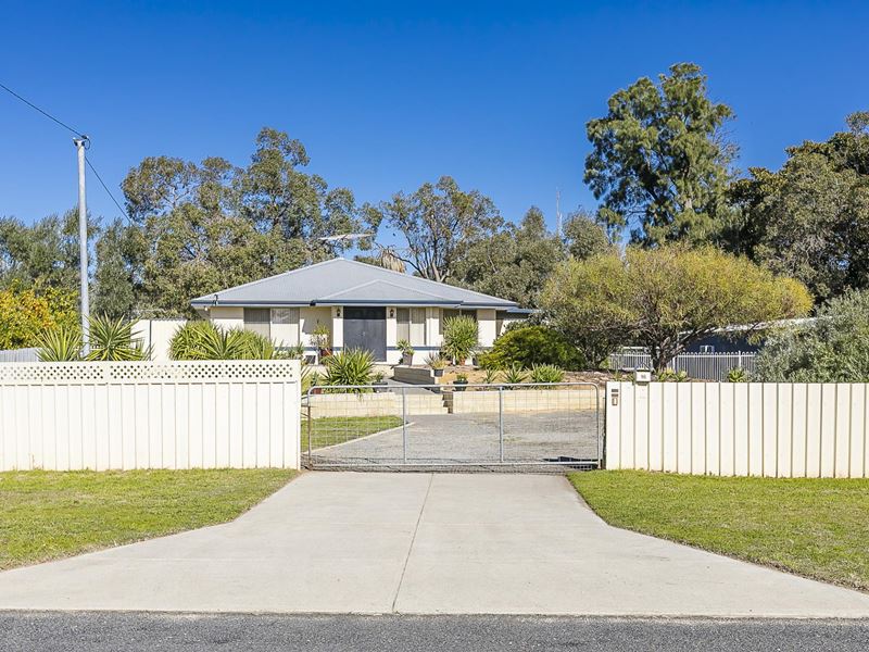 16 Upperthong St, Bullsbrook