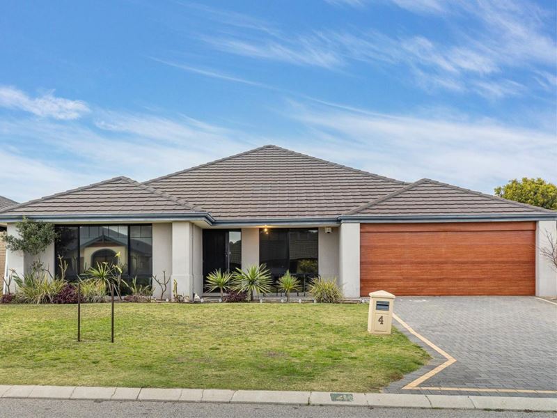 4 Boyle Road, Ridgewood