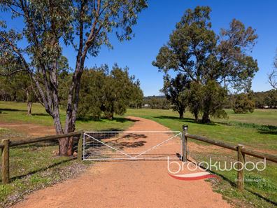 20 Darmoorluk Road, Gidgegannup WA 6083