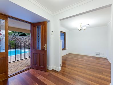 28 Langley Way, Booragoon WA 6154