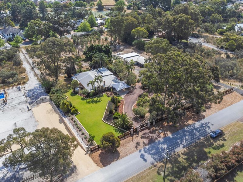 29 Lakes  Way, Jandakot