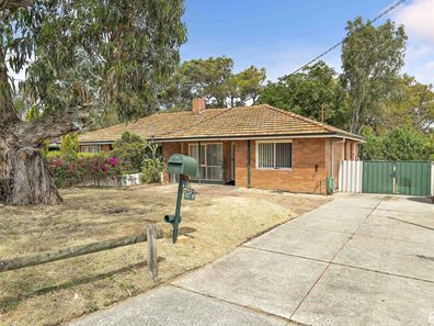 37B Clint Way, Calista WA 6167