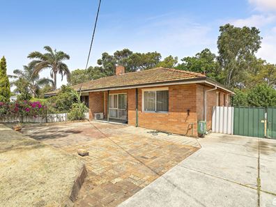 37B Clint Way, Calista WA 6167