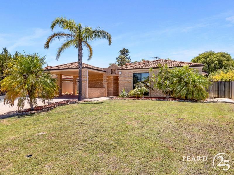 5 Cherbourg Grove, Port Kennedy WA 6172