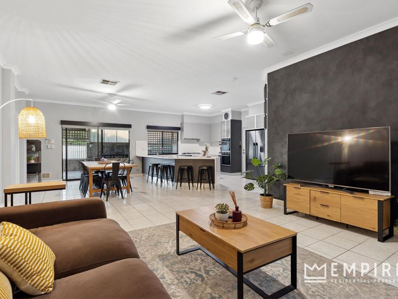 39 Bolderwood Drive, South Lake
