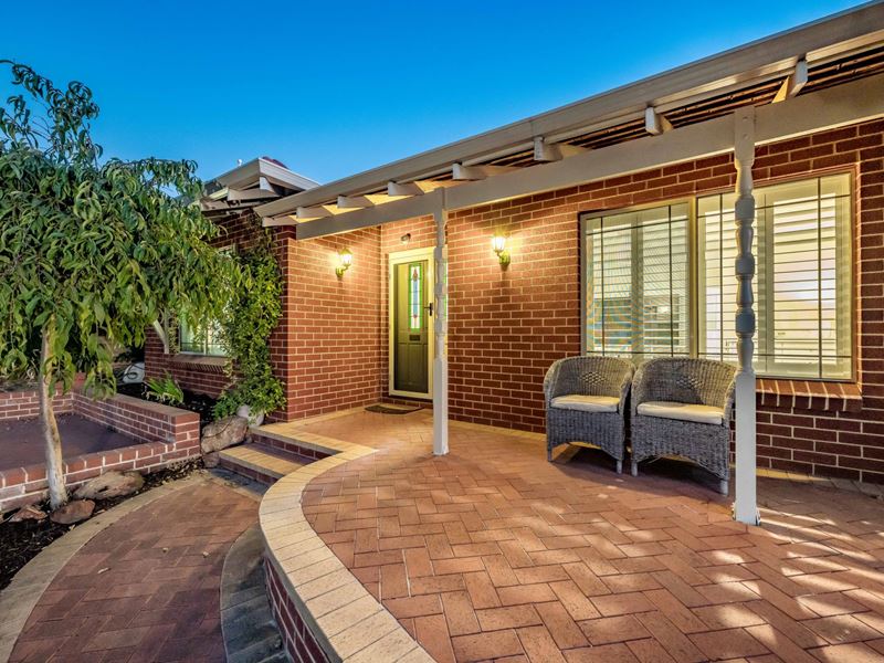 6 Aachen Crescent, Gwelup