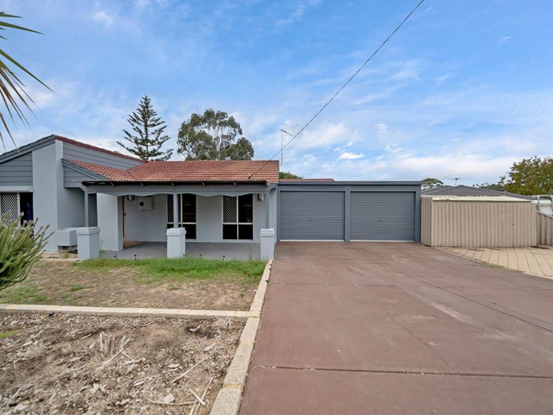 25 Trusmore Crescent, Craigie WA 6025