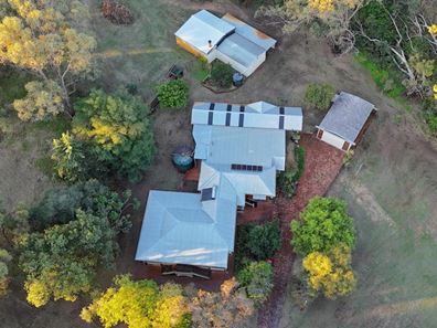 128 Gibbs Road, Nowergup WA 6032