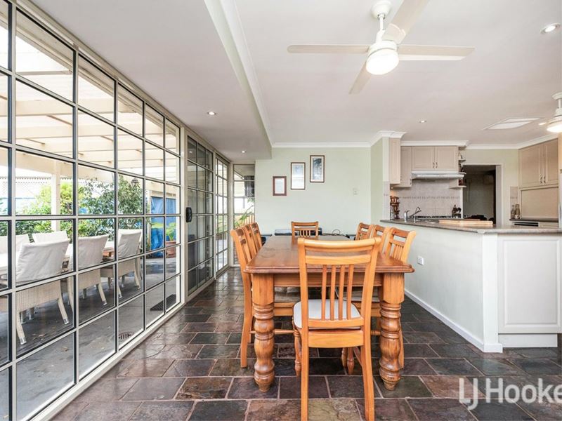 19 Helena Crescent, Thornlie