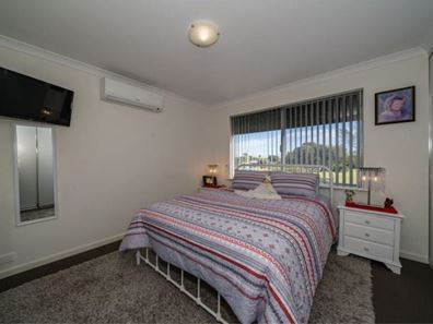 8/30 Buttermere Approach, Waikiki WA 6169