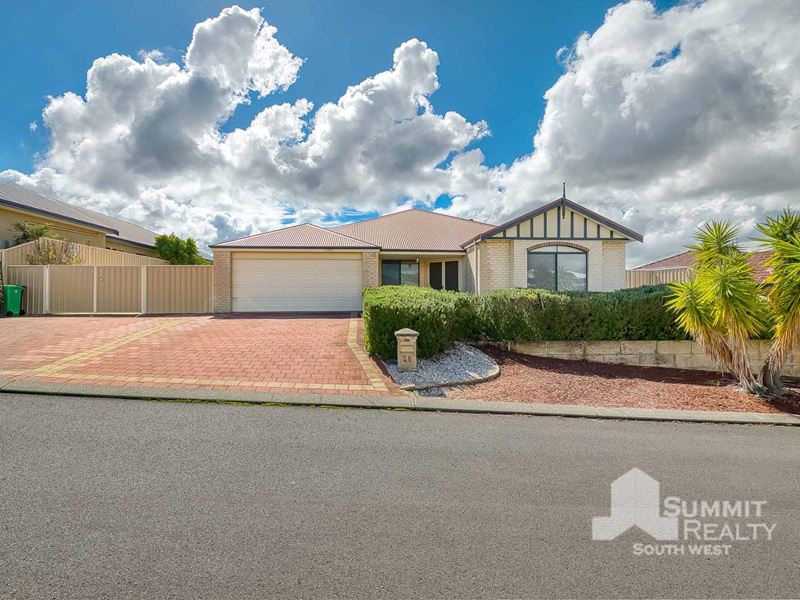 28 Vaughans Way, Australind