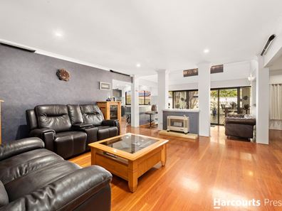 34 Barkley Loop, Canning Vale WA 6155