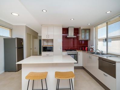 6/6 Sayer Street, Midland WA 6056