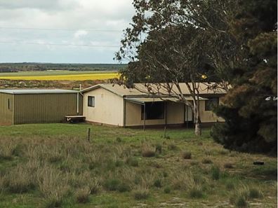 828 Gnowellen Road, Wellstead WA 6328