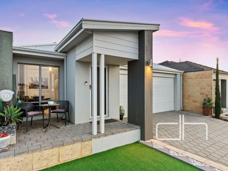 28 Harrogate Vista, Landsdale WA 6065