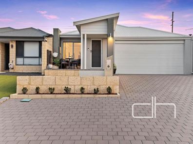 28 Harrogate Vista, Landsdale WA 6065