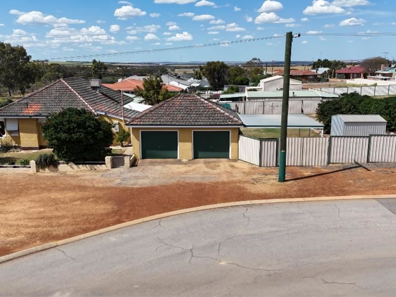 18 Suburban Road, Quairading