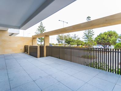 102/29 Leighton Beach Boulevard, North Fremantle WA 6159