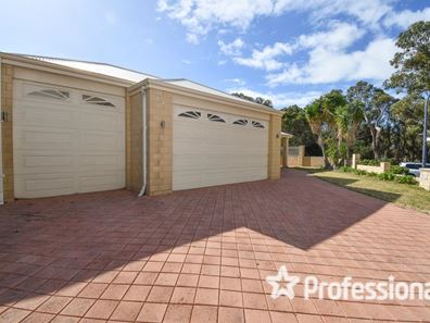 39 Tranquility Way, Halls Head WA 6210