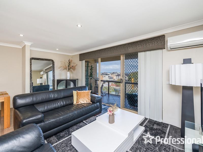 2/260 West Coast Highway, Scarborough