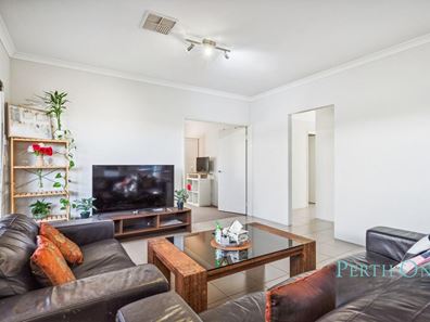 12C Plunkett Turn, Canning Vale WA 6155