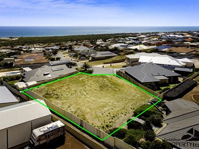 25 Pelican Rise, Wandina WA 6530