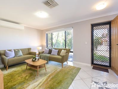 7 Moira Mews, Stratton WA 6056