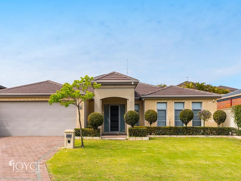 354 Kingsway, Landsdale WA 6065