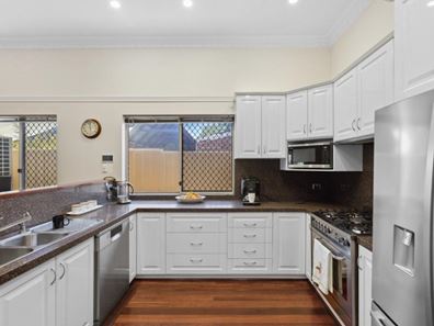226 Railway Parade, Bayswater WA 6053