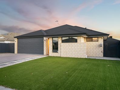 13 Primrose Loop, Byford WA 6122