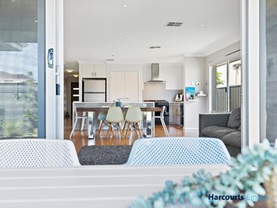 7 Sonnet Close, Woodlands WA 6018