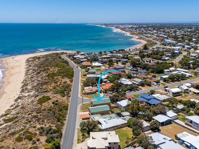 1/1 Yuna Street, Falcon