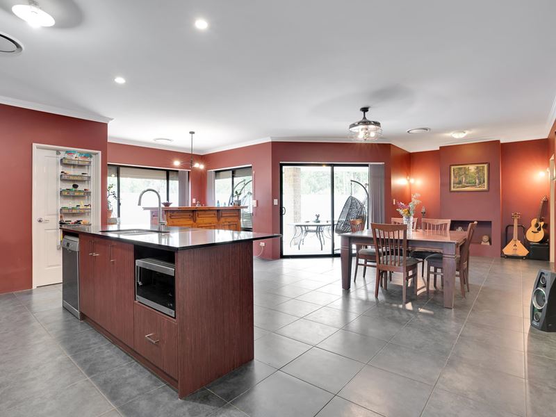 10 Tilly Chase, Baldivis