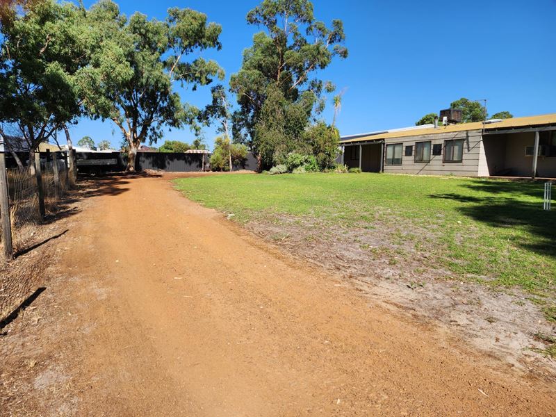 33 Edward Place, Muchea WA 6501