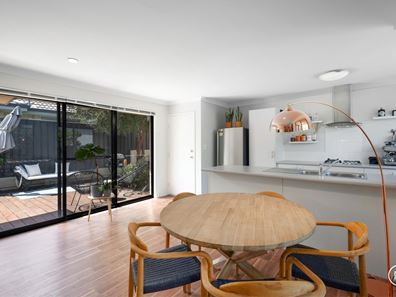 9B Aberle Street, Hamilton Hill WA 6163