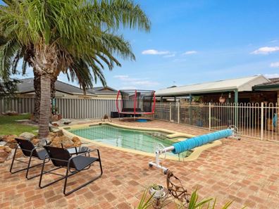 26 Chalmers Avenue, Waikiki WA 6169