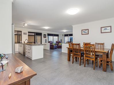 12 Carlisle Approach, Butler WA 6036
